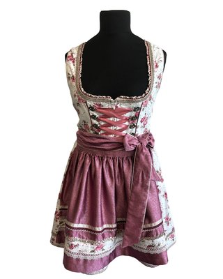   - Fantastico Dirndl mieten